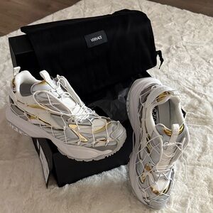 Versace Women's White, Silver, and Gold Sneakers